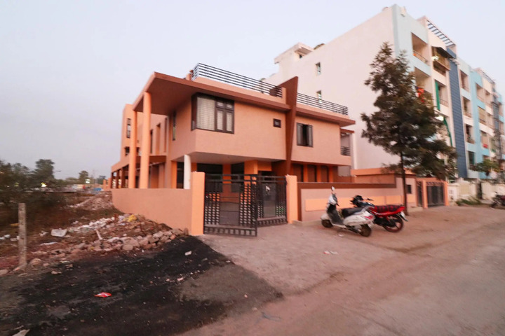OYO 26864 AFFINITY PALACE