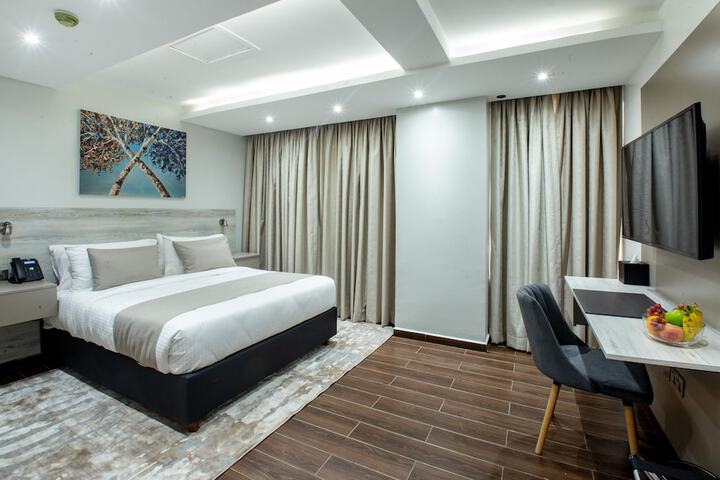 Room 14 of 47