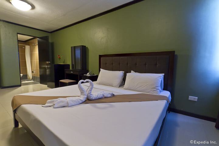 Room 10 of 31