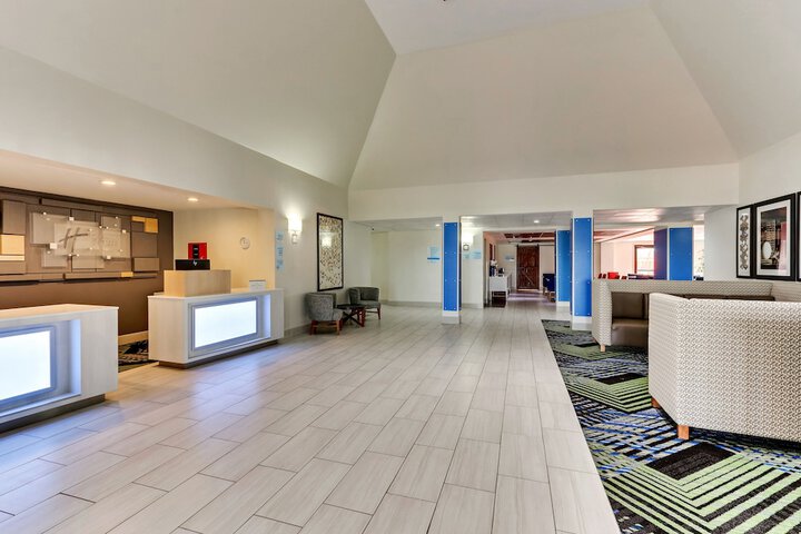 Hotel 53 of 66