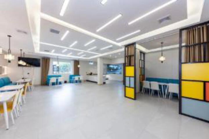 Jichu Hotel (Xinnanmen Branch)