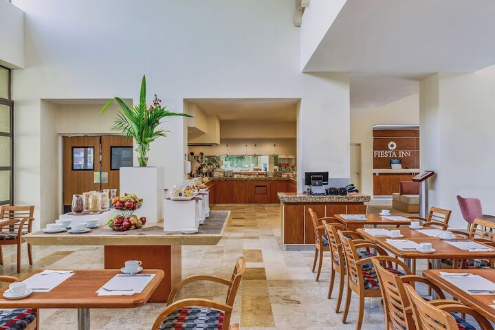 Dining Photos