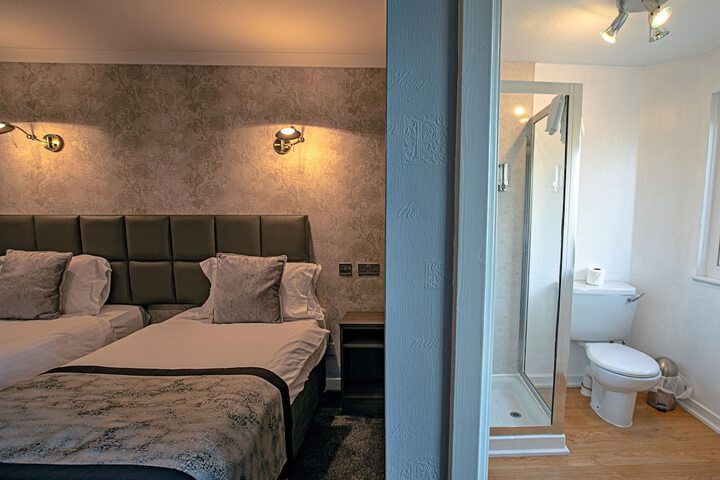 Room 21 of 86