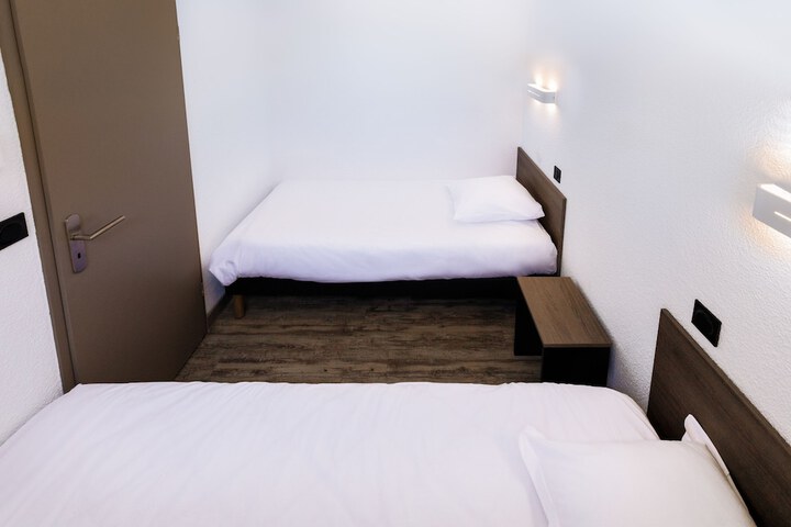 Room 11 of 55
