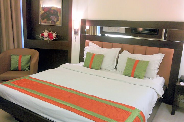 Room 32 of 134