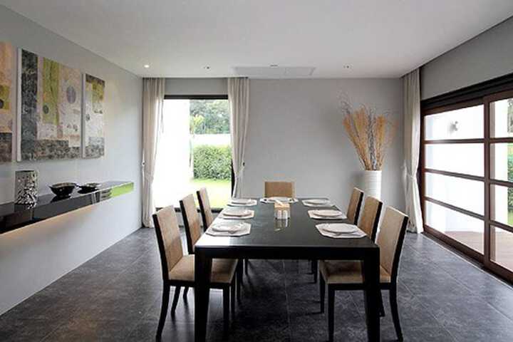 Room 5 of 20