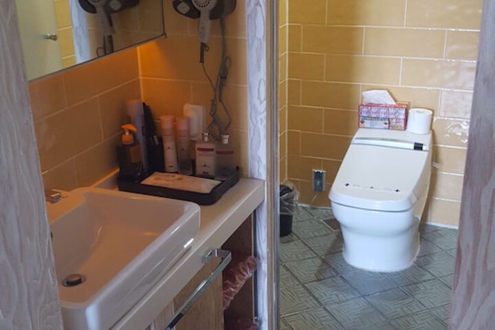 Bath Interior