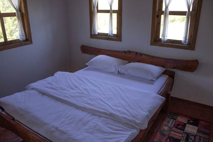 Room 49 of 75