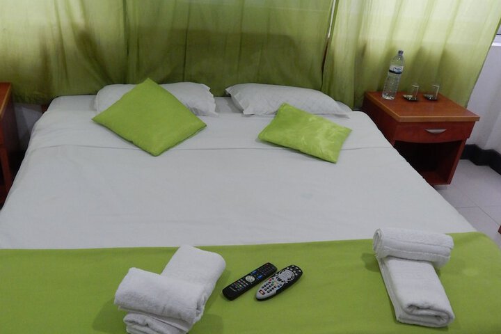 Room 9 of 46