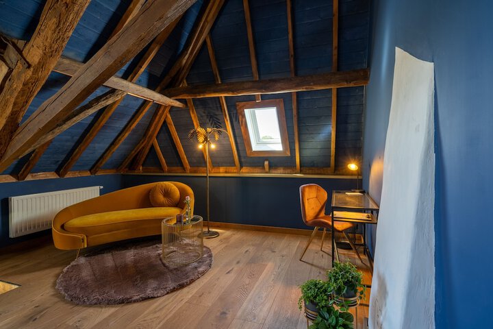 Room 9 of 58