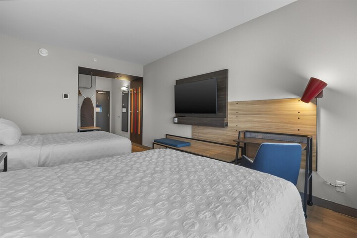 Room 12 of 39