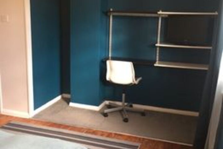 Room 12 of 20