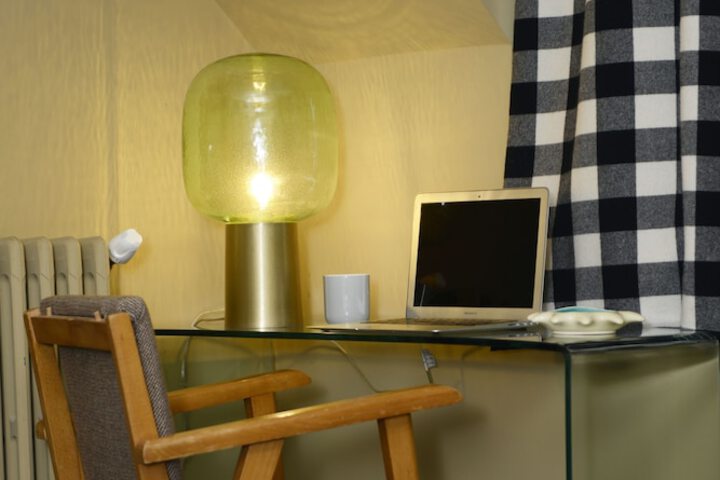 Room 13 of 31
