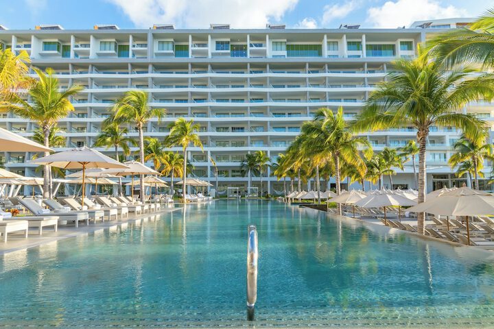 Hotel 122 of 139