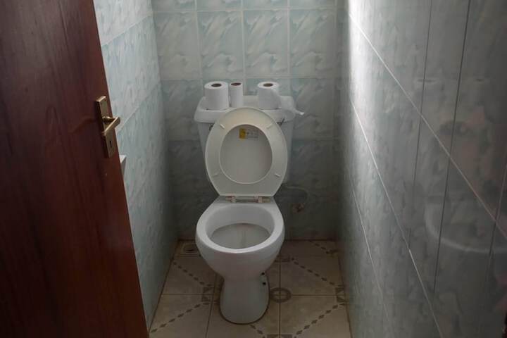 Room 13 of 26