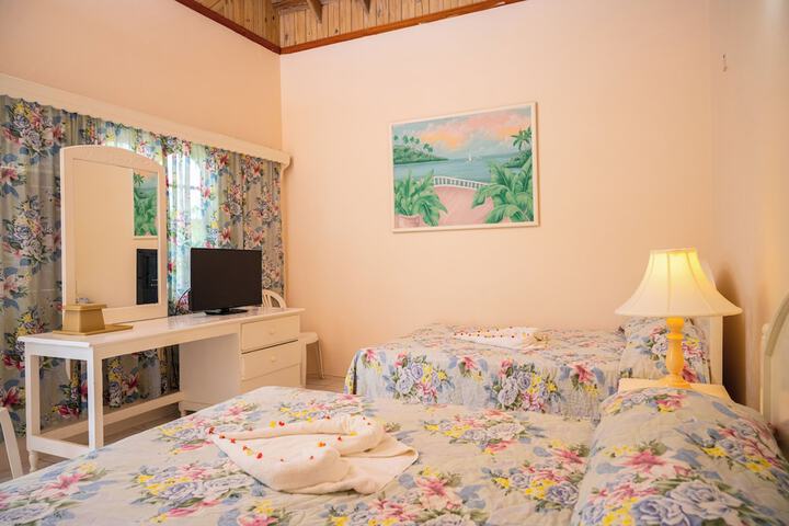 Room 5 of 61