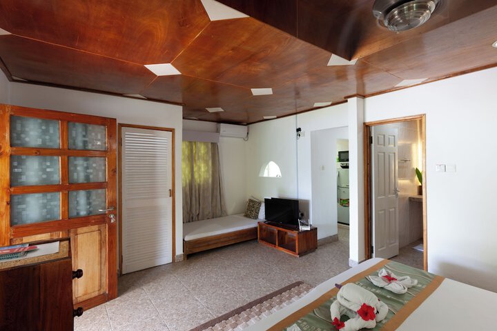 Room 21 of 111