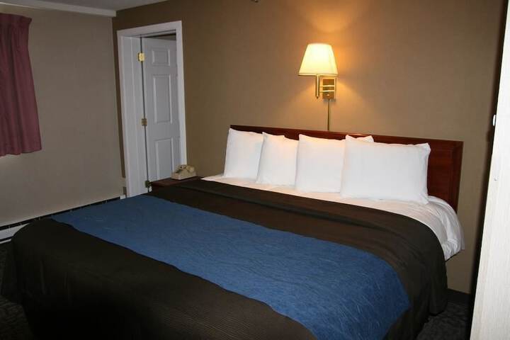 Room 7 of 15