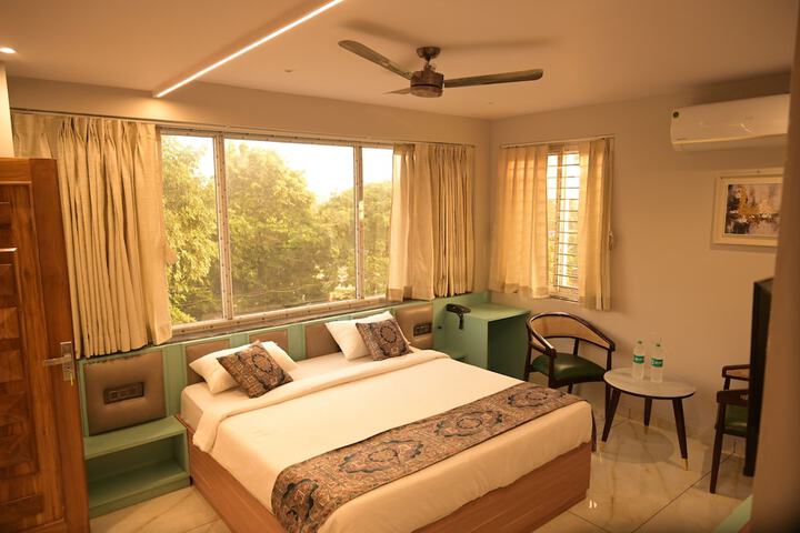 Room 14 of 62