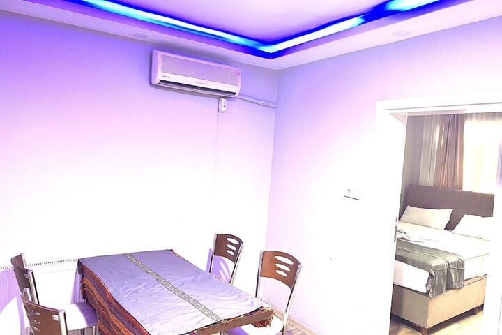 Room 7 of 31