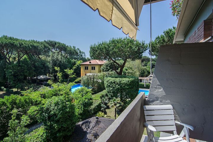 Terrace/Patio 19 of 48