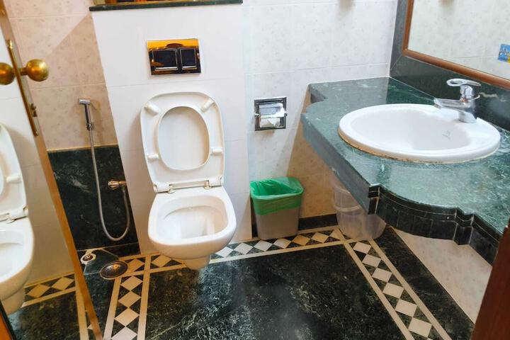 Bath Interior