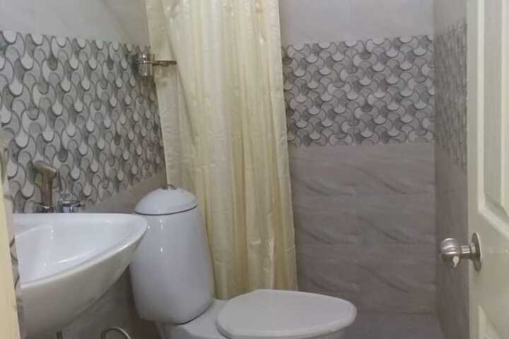 Room 49 of 60