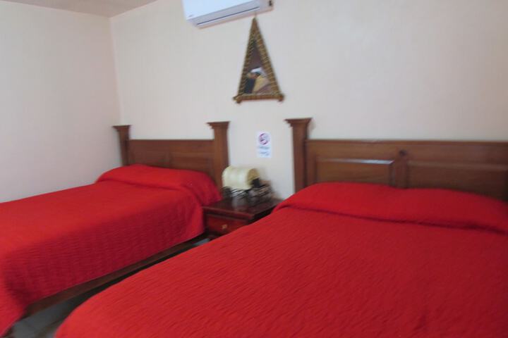 Room 5 of 6