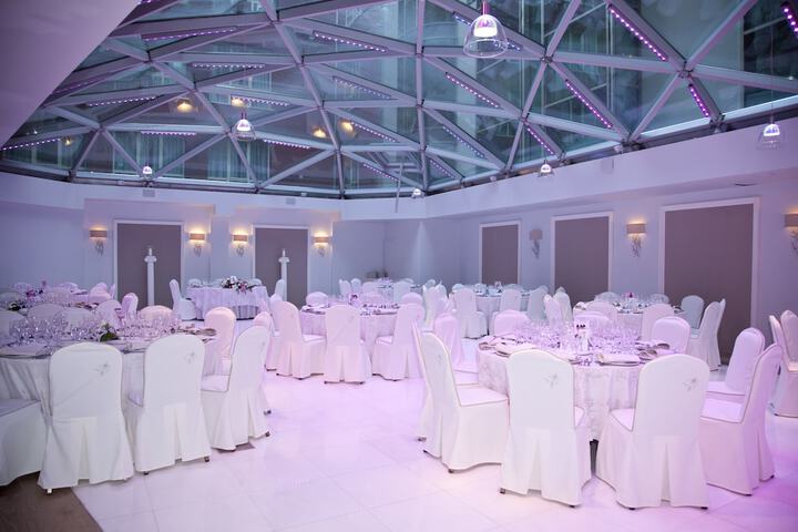Ballroom/Hall 59 of 76