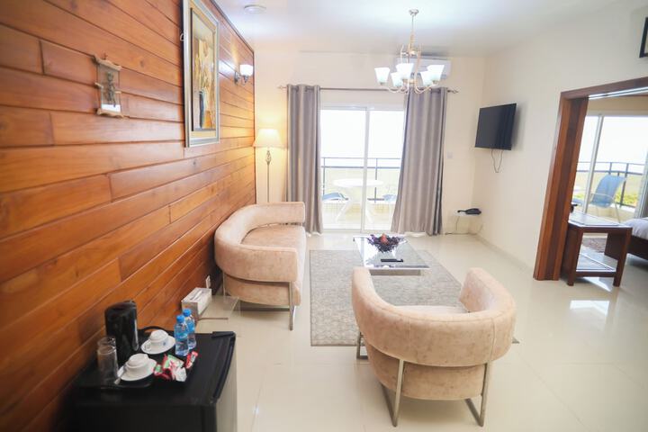 Room 27 of 67
