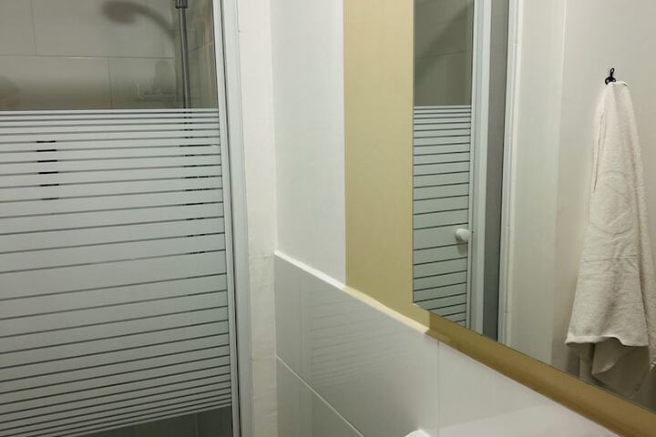 Room 11 of 44