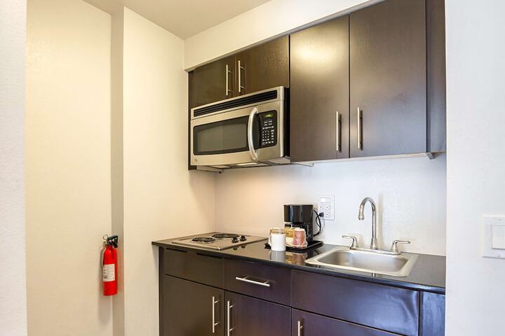 Private kitchenette