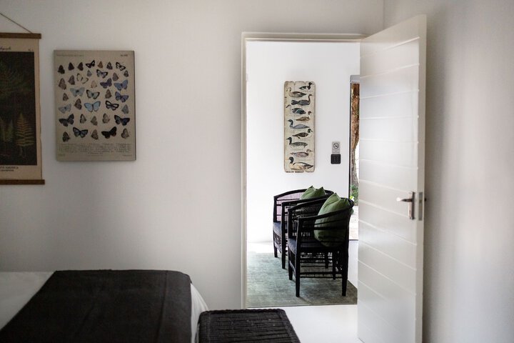Room 6 of 37