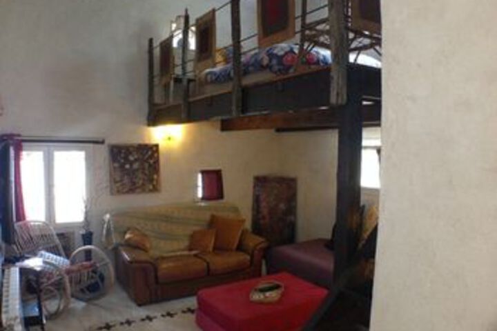 Room 21 of 74