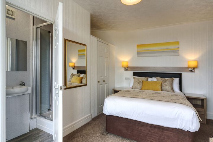 Room 10 of 49