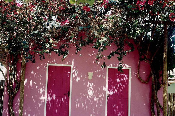 Room 27 of 196
