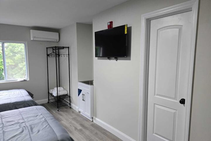 Room 3 of 11