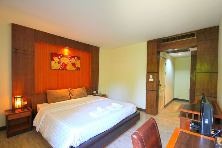 Room 15 of 150