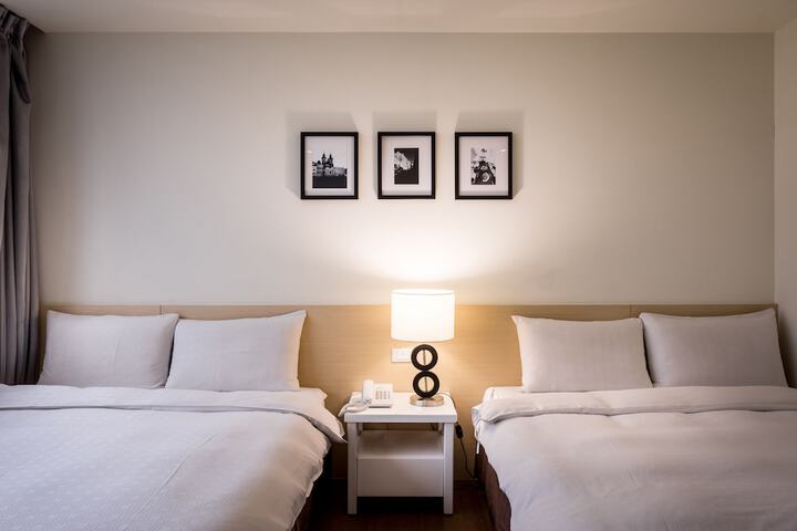 Room 14 of 123