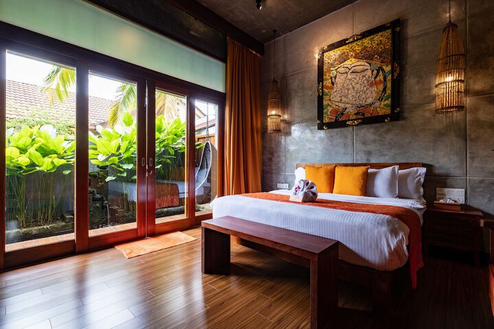 Room 27 of 70