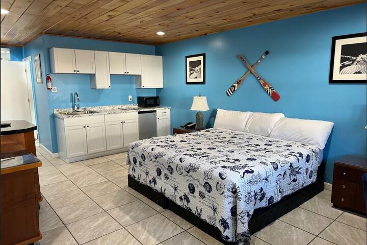Room 47 of 104