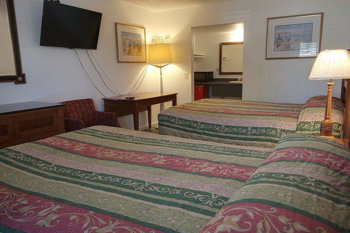 Room 13 of 41