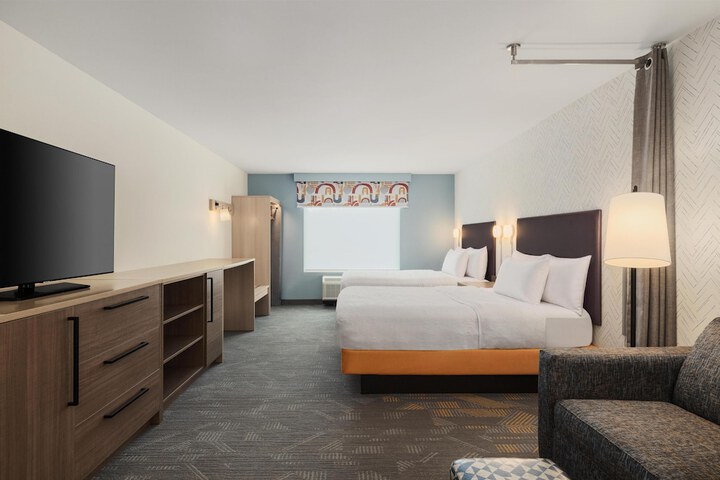 Room 12 of 44