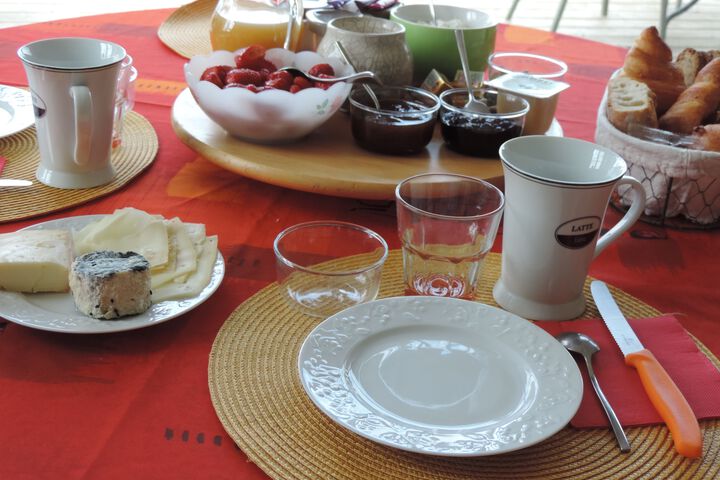 Breakfast/Coffee Service 5 of 55