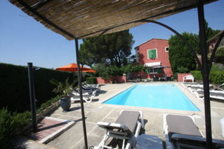 Hotel Pool