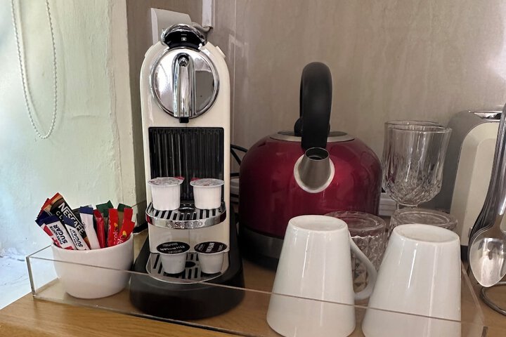 Breakfast/Coffee Service 101 of 161