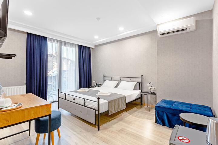 Room 46 of 68