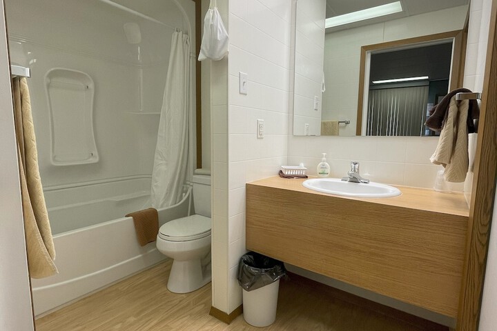 Room 16 of 30