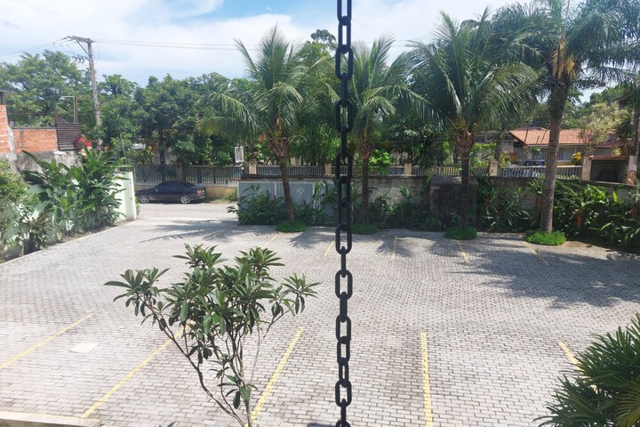 Property Grounds 76 of 79