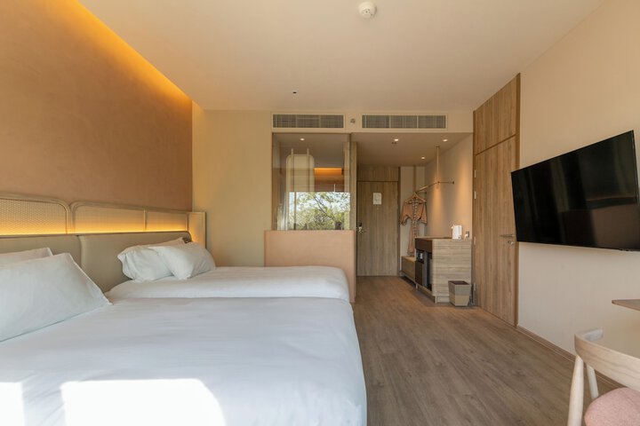 Room 44 of 88